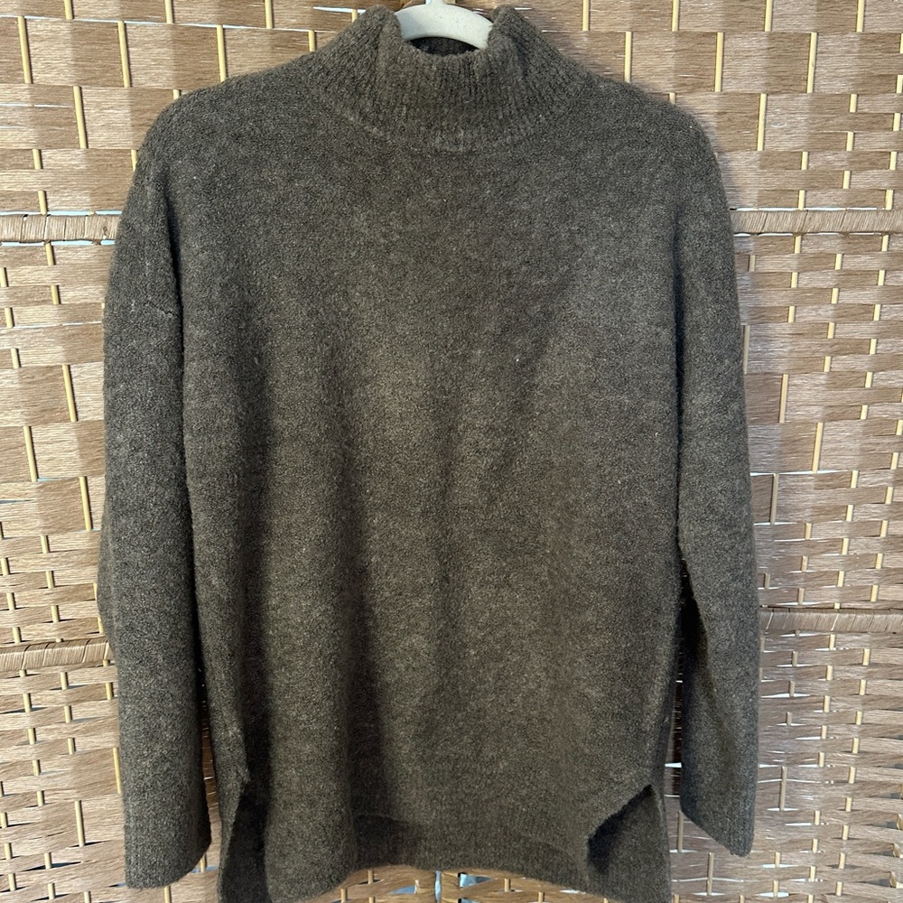 ABERCROMBIE Sweater
